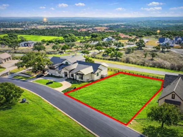 1409 Majestic Hills Blvd, Spicewood, TX 78669