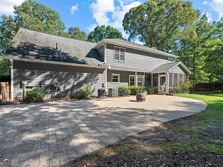104 Jennings Yard — Photo 4