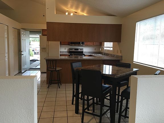 2nd image of 9241 N Monmouth Ct