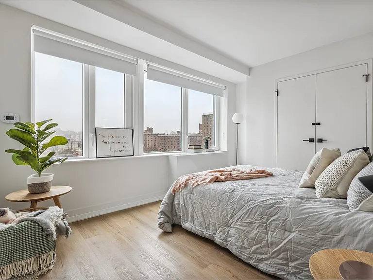 1660 Madison Ave #4 — Photo 2