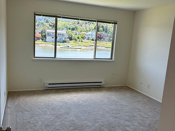 4th image of 1075 S Eliseo Dr #5