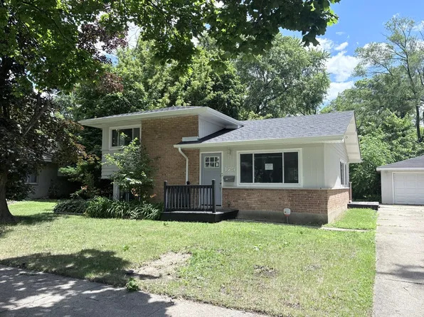 175 Westwood Dr, Park Forest, IL 60466