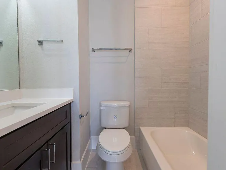 5703 Larkin #A — Photo 33