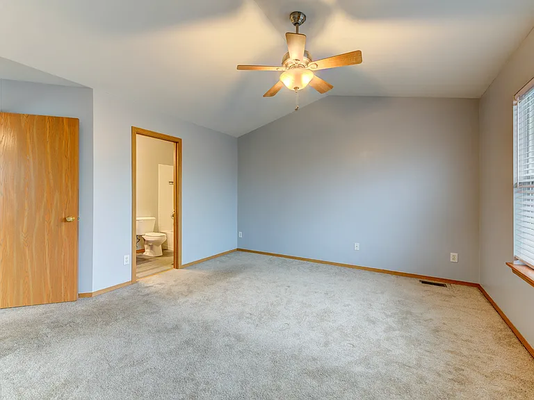 4940 Hurstborough Ct — Photo 8