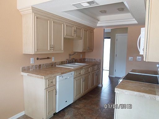 2nd image of 2830 W Vista Ave