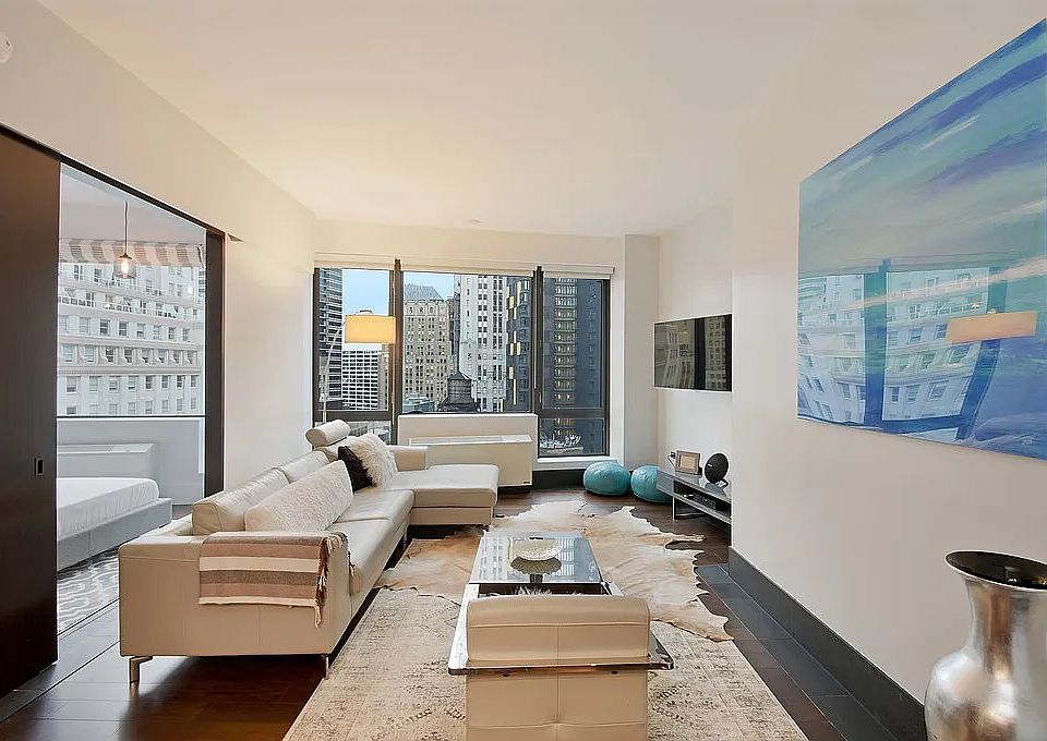 1st image of 40 Broad St Ph 3F