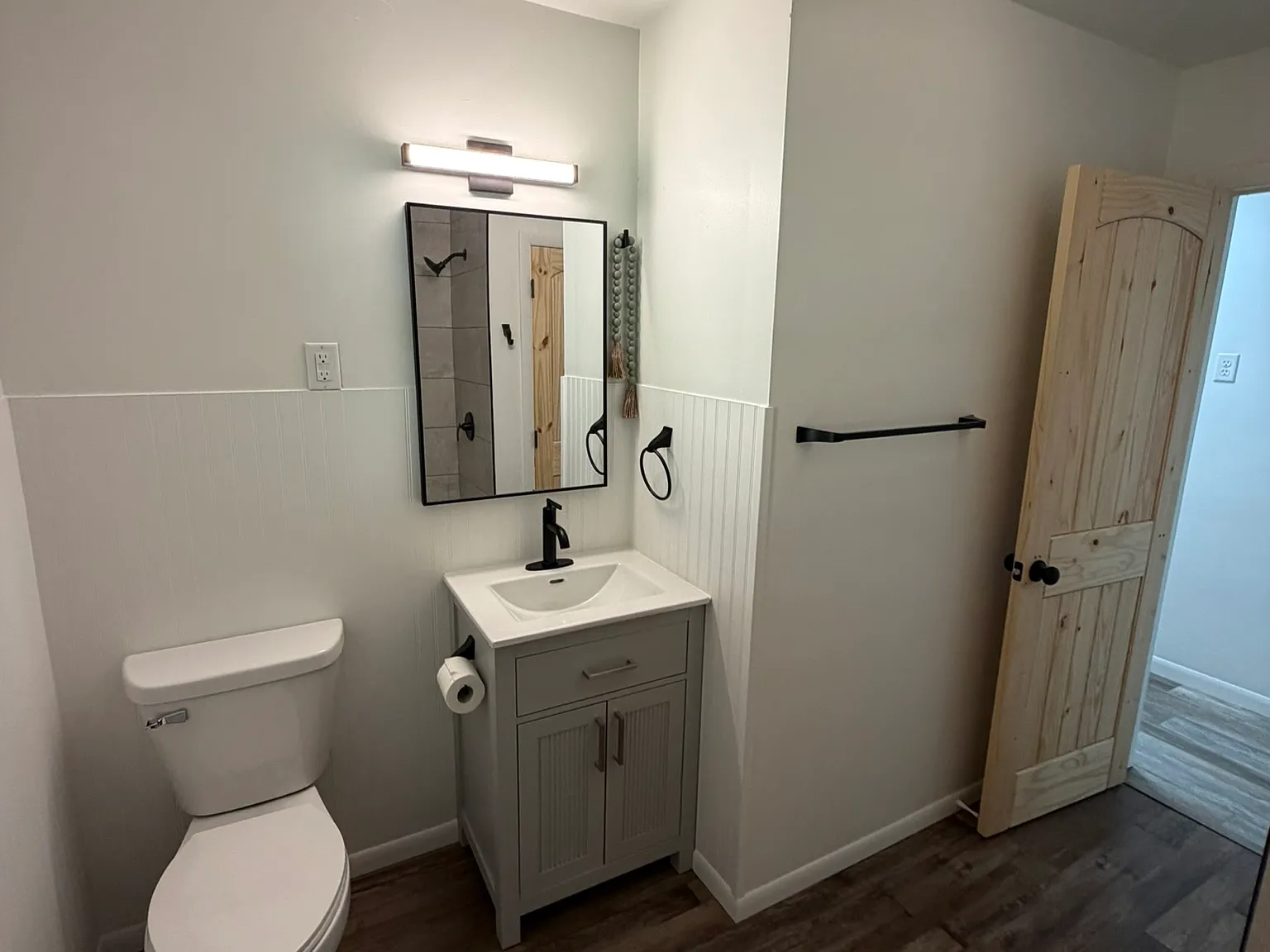 1712 N Stevens Ave — Photo 2
