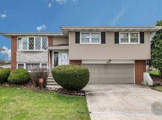 7417 160th Pl, Tinley Park, IL 60477