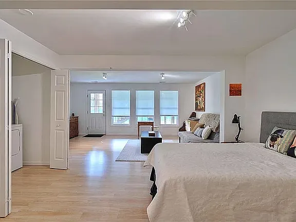 4122 Huckleberry Dr — Photo 11