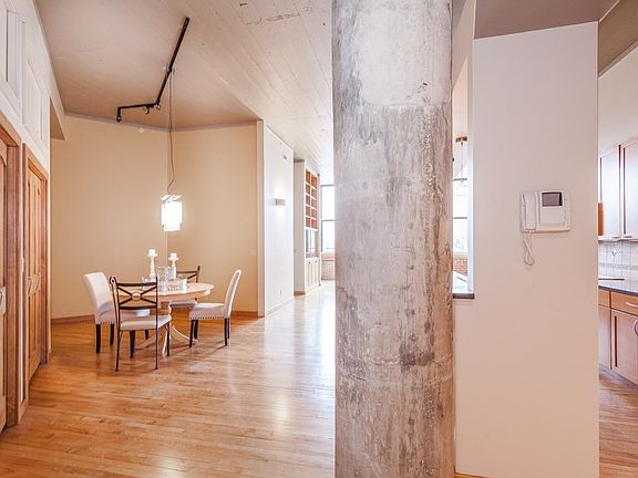 2nd image of 109 W Washington Ave APT 7