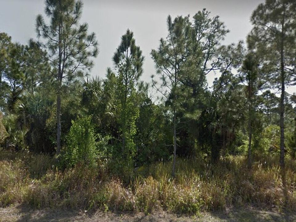 2nd image of 225 Jacaranda Ave NW