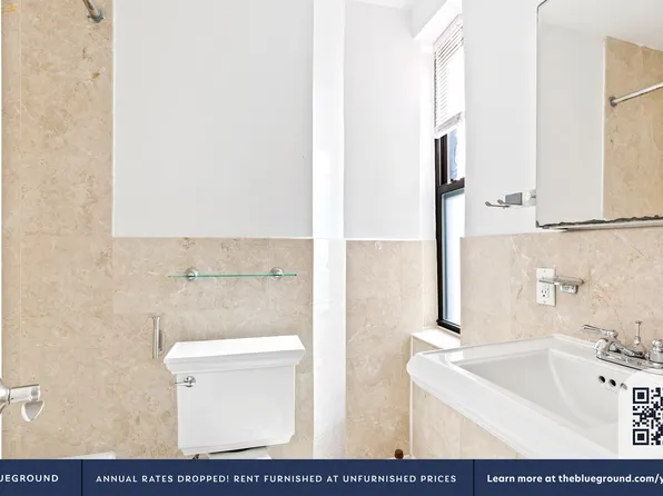 273 West 10th Street image 13 of 17