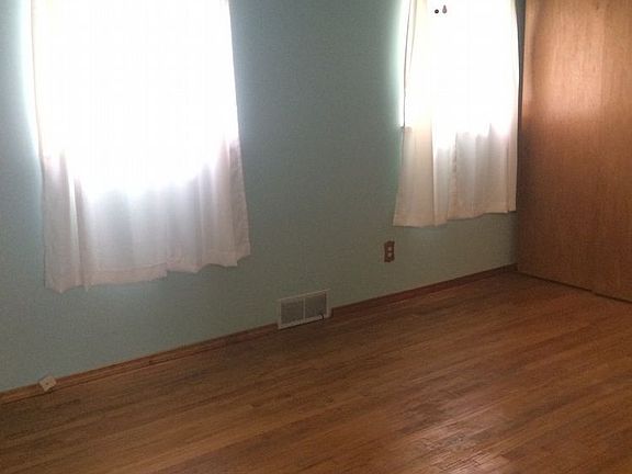 5th image of 22231 N Brandon Ave