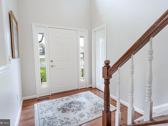 3rd image of 43466 Thistlewood Ct