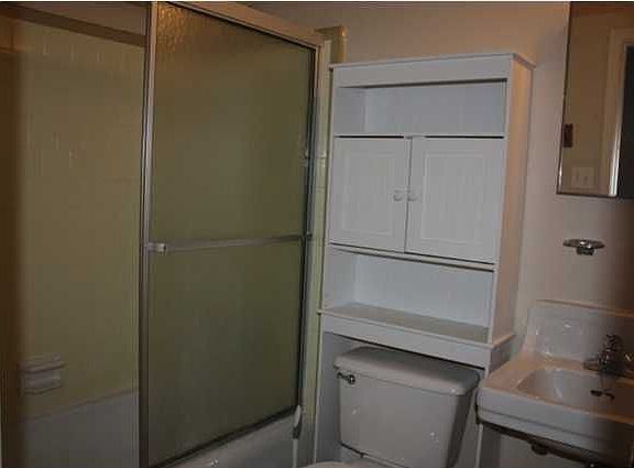 4th image of 4222 E Johnson Ave
