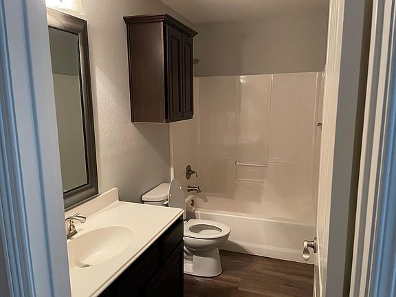 3rd image of 6912 Vernado Dr