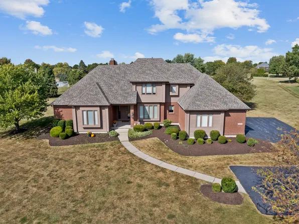 6N249 Woodview Ct, Saint Charles, IL 60175