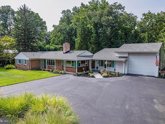 5th image of 5116 Holly Dr