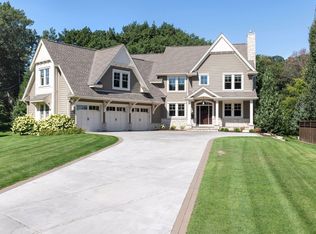 6712 W Shore Dr, Edina, MN 55435