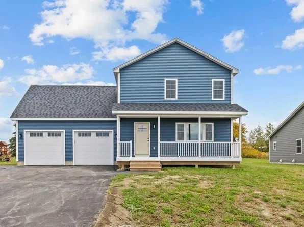 28 Dozer Drive, St. Albans Town, VT 05478
