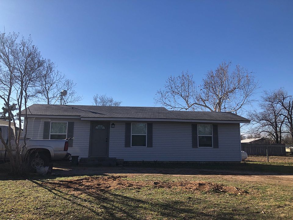 1st image of 905 Navajo Dr