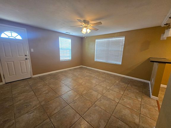 3rd image of 1615 N Missouri Ave #721