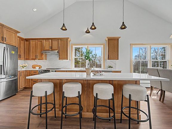 4th image of 107 Granite Ridge Road
