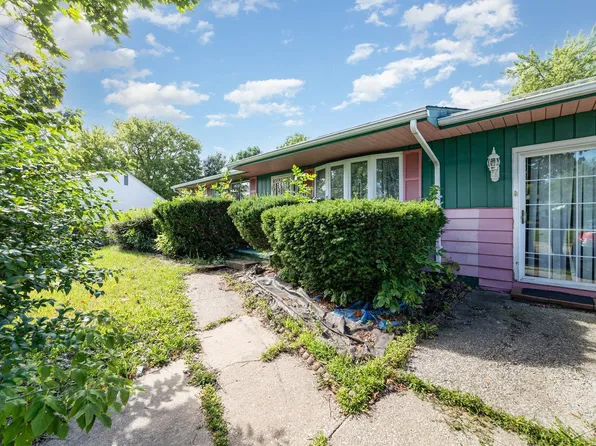 26 Alamo Ct, Saginaw, MI 48601