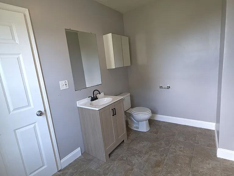 25 Lester St — Photo 14