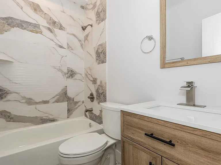 820 N 40th Street — Photo 33