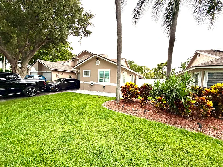 4929 W Lakes Dr — Photo 24