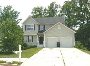 6590 Snowbird Ln, Douglasville, GA
