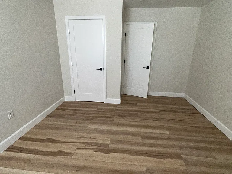 44 Warner St #B8 — Photo 10