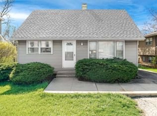 4002 N Cass Ave, Westmont, IL