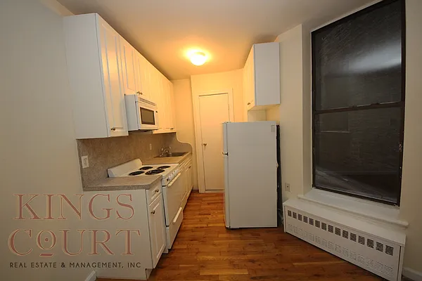 Rented by Kings Court Real Estate | media 8