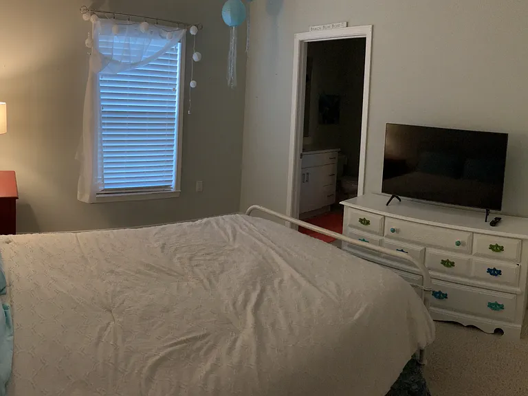 6634 Carlinga Dr — Photo 16