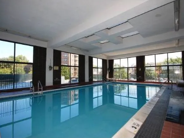 25-40 Shore Boulevard image 1 of 25