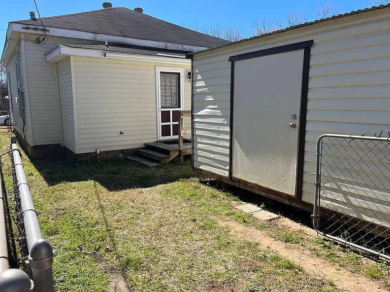 Parking next to storage building
