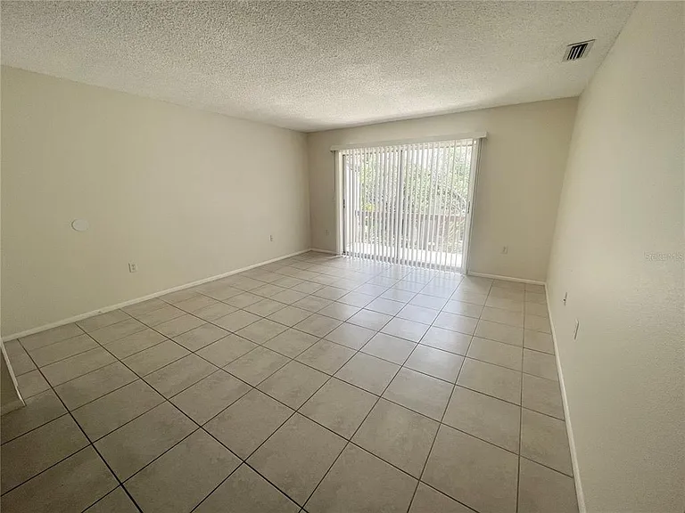 2745 Hidden Lake Blvd #D — Photo 8