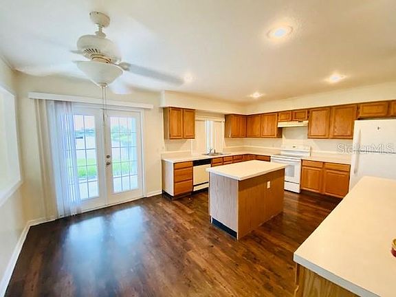 3rd image of 2620 Talova Dr