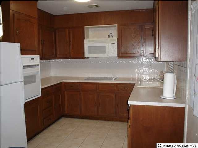 2nd image of 1030 Shetland Drive #A