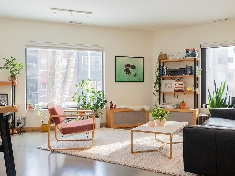 2nd image of 1300 Sansome St #20