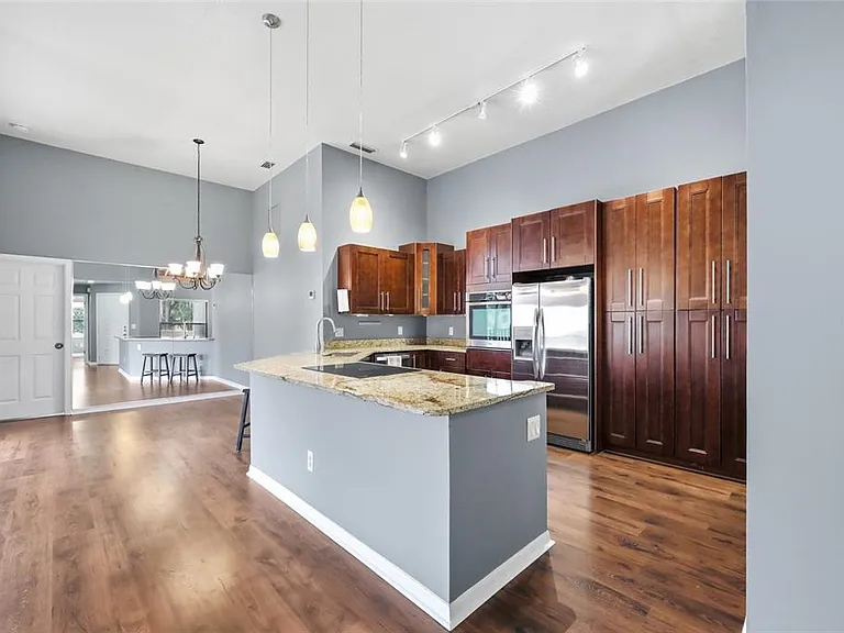 2922 Lake Pineloch Blvd #15-21 — Photo 13