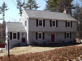 18 Oak Hill Dr, Amherst, NH 03031