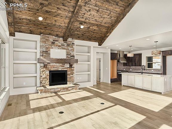 3rd image of 1425 Red Haven Pl