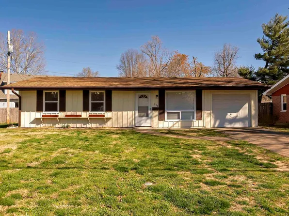 1504 W Hendrickson St, Marion, IL 62959