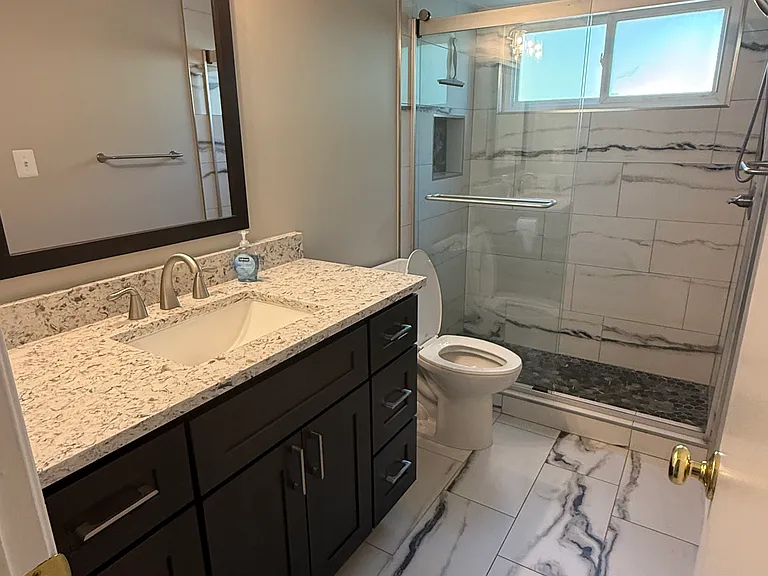 2446 Hyannis Ln — Photo 10