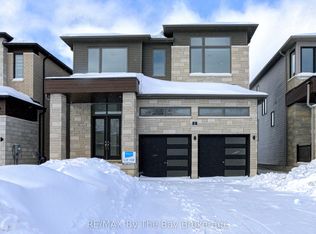 61 Rosanne Cir, Wasaga Beach, ON L9Z 0N3