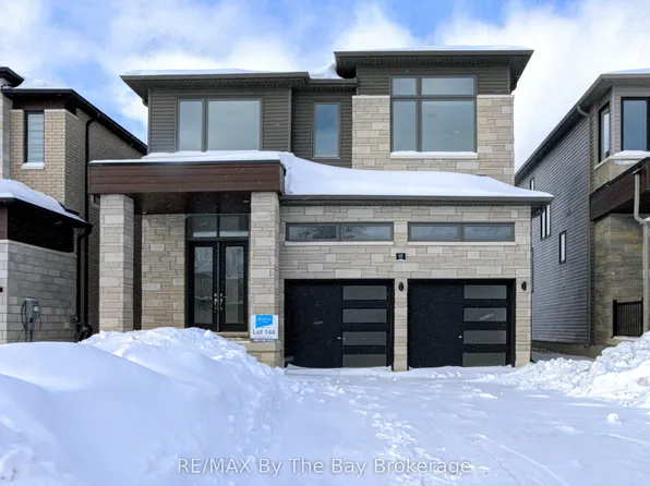 61 Rosanne Cir, Wasaga Beach, ON L9Z 0N3