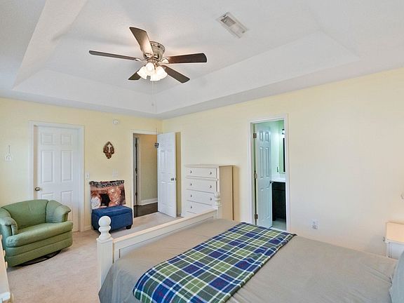 5th image of 407 Coco Plum Ct.